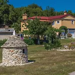 Pican-montovani 10 1 Floor Apartmán Pićan